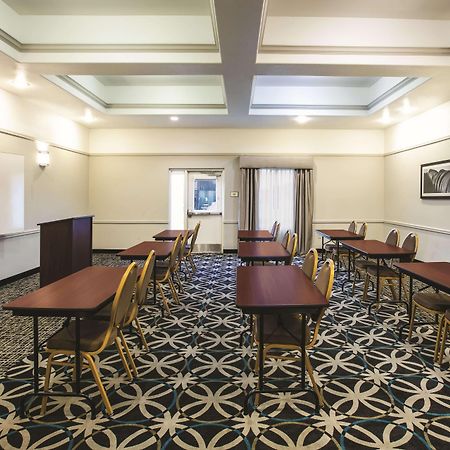 La Quinta By Wyndham Brownwood Hotel Buitenkant foto