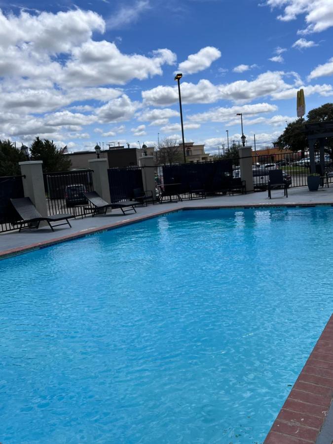 La Quinta By Wyndham Brownwood Hotel Buitenkant foto